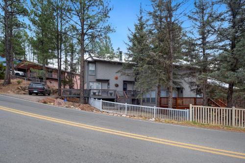 Ruidoso House | North Street Escape
