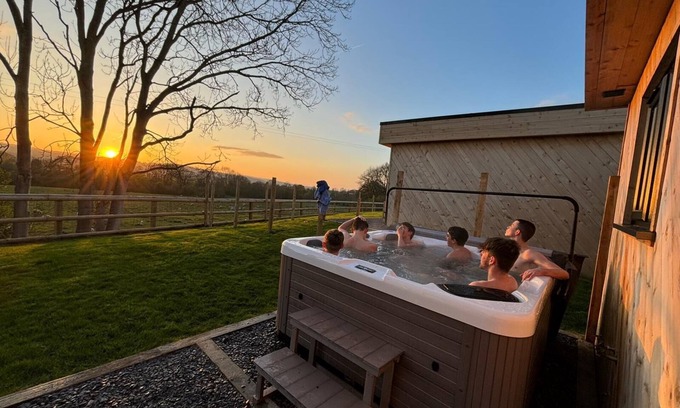 Graigfechan House | North Wales Eco Lodges Ruthin