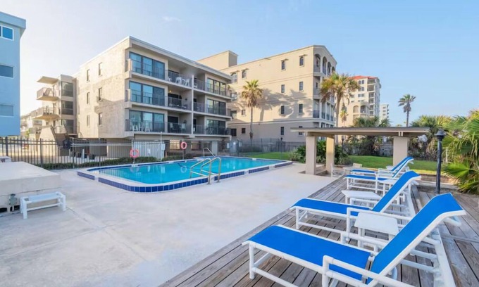 Jacksonville Beach Condo | Northeast Florida Retreat