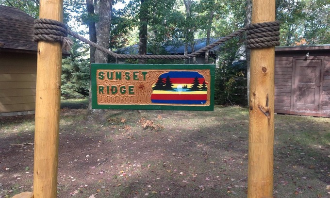 Hillman Cabin | Northeast Michigan Lake Front Cabin (Pet Friendly)