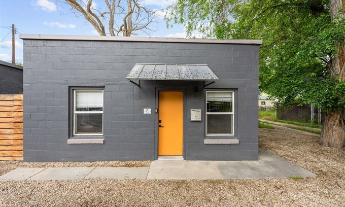 North End House | NorthEnd Cozy Modern Gem Near BSU