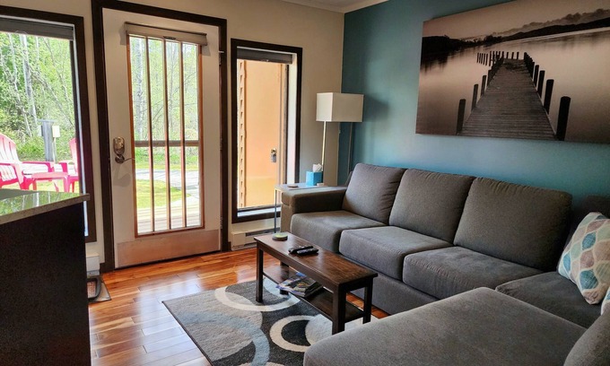 Mancelona Condo | Northern Michigan Retreat- Upscale finishes +Prime location-close to LAKE's