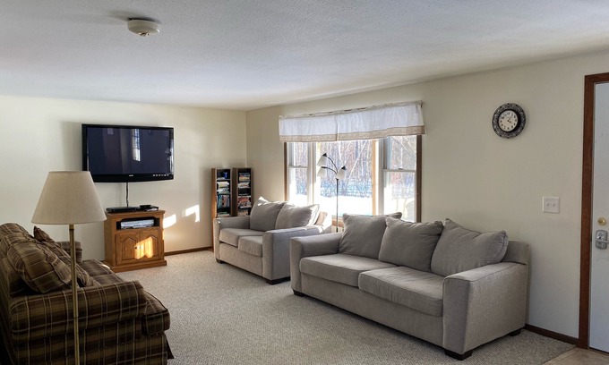 Kaleva House | Northern Michigan Retreat for all seasons