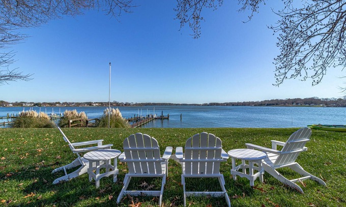 Edwardsville Cottage | Northern Neck waterfront cottage with stunning views and private dock