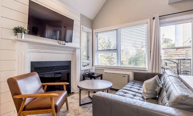 Craigleith Apartment | Northern Tranquility - Outdoor Pool
