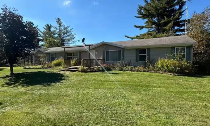 Kincheloe House | Northern Wilderness Memories