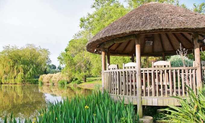 Chichester House | Northlands Farm & Lakes