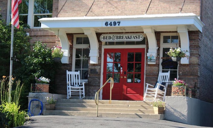 Bonners Ferry Bed & Breakfast | Northside School Bed & Breakfast