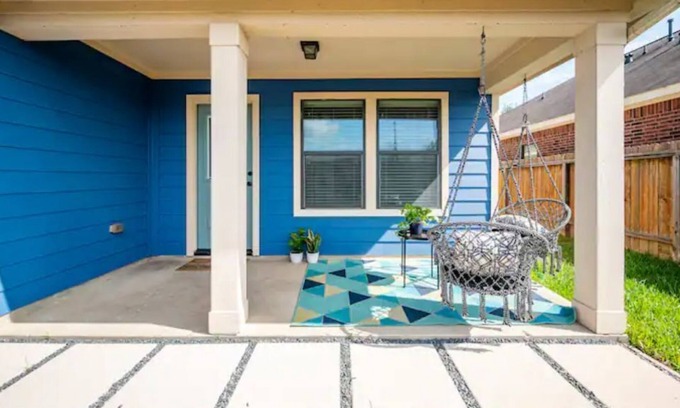 Barker House | Northwest Houston peaceful home 3 bedrooms