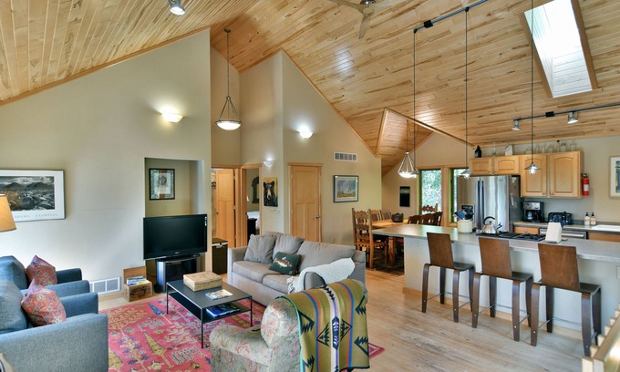 Spooner House | Northwoods Luxury - Private Lake, Gourmet Kitchen, Sauna!