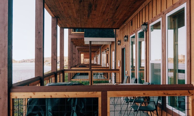 Houghton Cabin | Northwoods Riverbank Sauna Cabin 16A