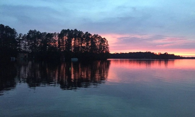 Rhinelander Cabin | Northwoods waterfront Rhinelander Cabin getaway