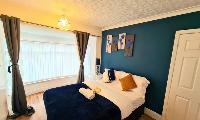 Stockton-on-Tees Apartment | Norton 4 Bed House - Hillside on Tees 7 sleeper