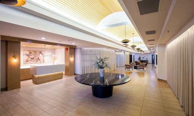 Winnipeg Hotel | Norwood Hotel