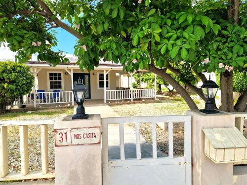Pos Chiquito House | Nos Casita - 5 min walk to the beach