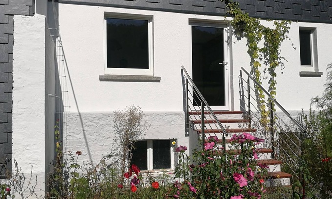 Holzhausen Other | Nostalgic vacation home "Schwalbennest" with donkeys