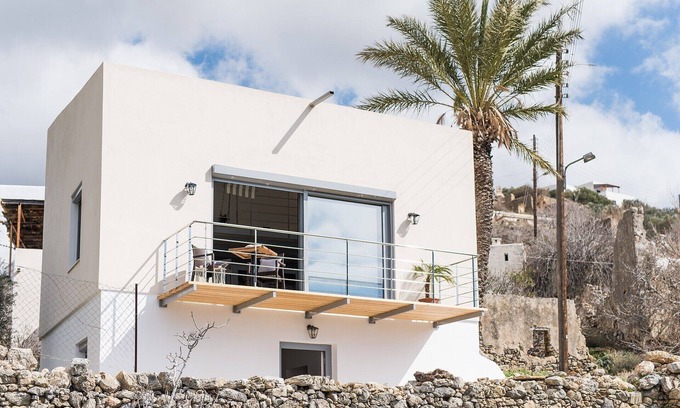Khora Sfakion House | NOTOS WELL Studio-House