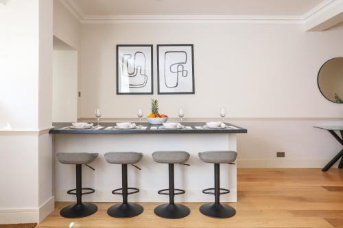 Pembridge Apartment | Notting Hill - Movie Location
