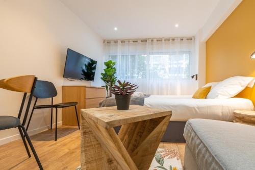 Quartier des Grandes-Carrieres Apartment | Nouveau Appartement Sacré-Cœur Cottages 3