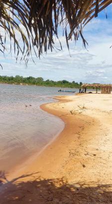 Nova Crixas House | Nova crixás Goiás viúva rio araguaia rio do peixe