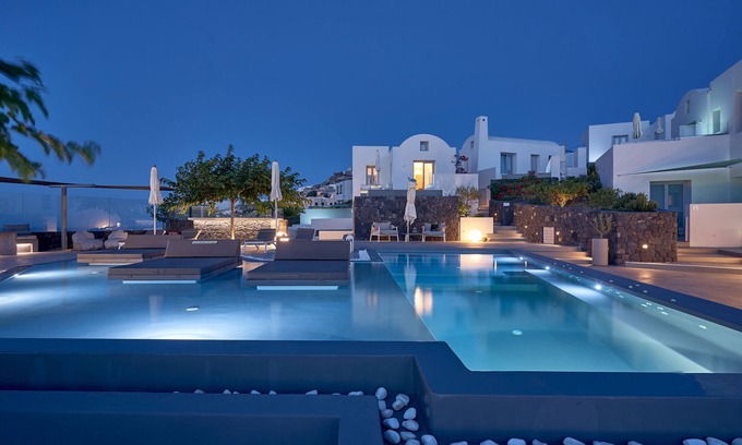 Pyrgos House | Nova Luxury Suites