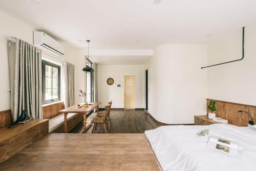 Van Mieu Apartment | NOVA Villa City Centre-Spacious Patio for Group-Free Coffee