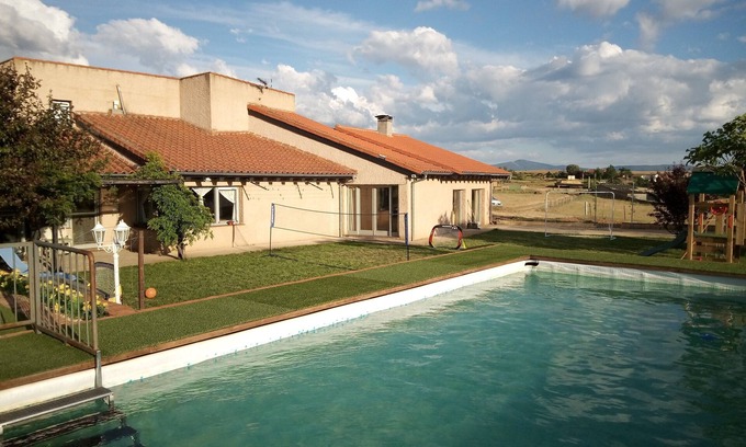 Pastores Cottage | Novelty! 5 star cottage. Explore