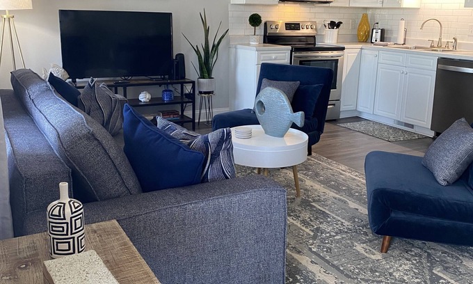 Surf City Condo | November 17th-25th available. Fall is Fabulous! Oceanview and pet friendly!