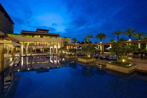 Shamshabad Hotel | Novotel Hyderabad Airport