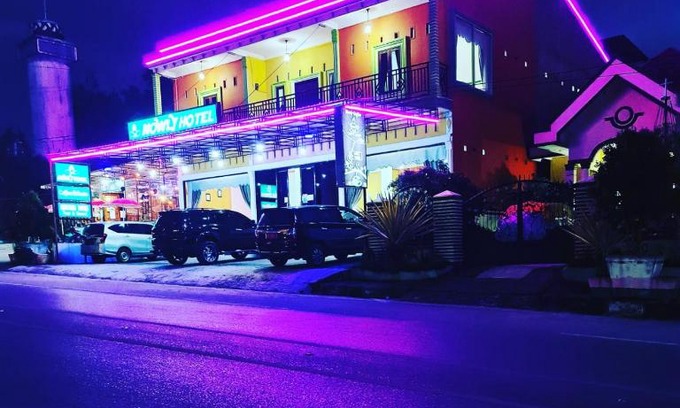 Parmonangan House | Nowly Hotel