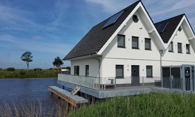 Harlesiel House | Nr 110 - Ferienhaus Seeperle Pfahlhaus auf der Harle