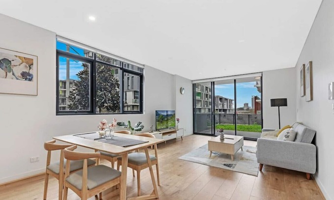 Ryde Apartment | NRYD016-E5005 · Aircabin | Ryde|Lovely Amazing |2 Bed 2 Bath Apt