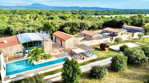 Montsegur-sur-Lauzon House | NUIKI Lodges - Gites