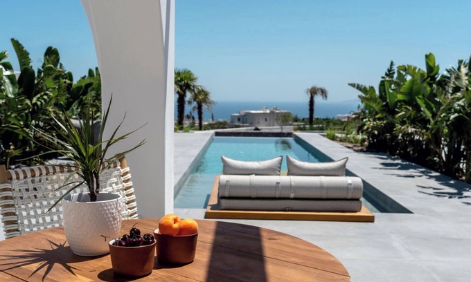 Fira Hotel | Numa Santorini