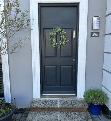 Exmouth House | Number 28a