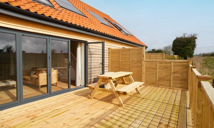 East Dereham House | Number Five | PigLets - Norfolk Holiday Properties
