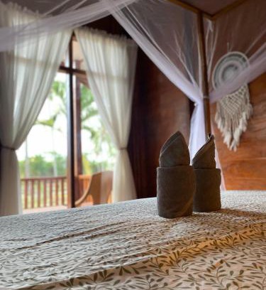 Riung Bed & Breakfast | Nuna Bungalows