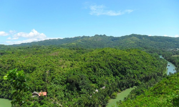 Loboc Hotel | Nuts Huts