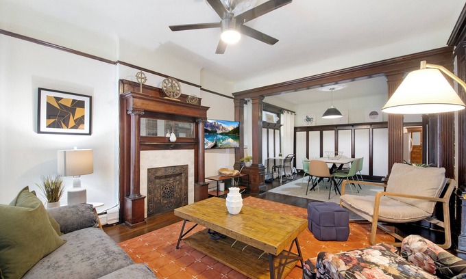 West Side Apartment | NYC in Minutes Value Stay Jersey City Retreat The Vic