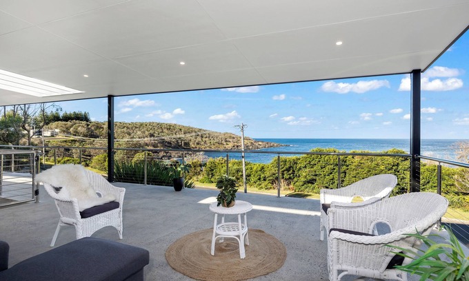 Kioloa House | O'Hara, Waterfront Merry Beach