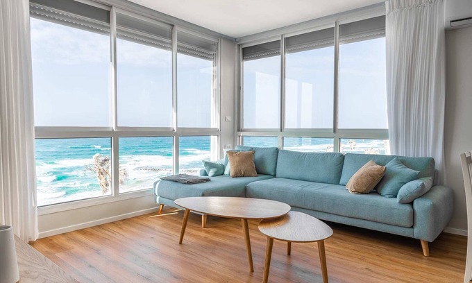 Bat Yam Apartment | O&O Group - Amazing Seaview 3 BR Apartment