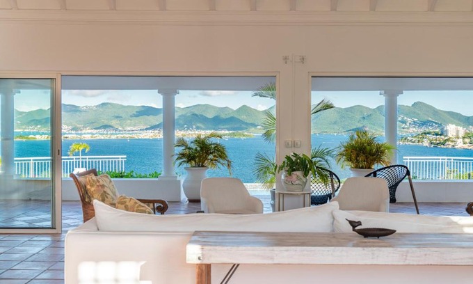 Les Terres Basses Villa | O SUN