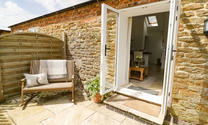 Daventry Cottage | Oak Barn