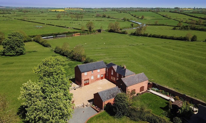 Braunston House | Oak Barn, Westfield Country Barns, Braunston