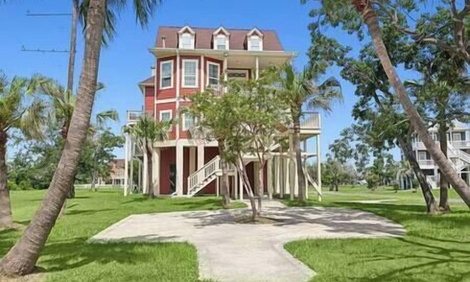 Lafitte Bed & Breakfast | Oak Cottage R301