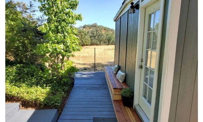 Atascadero House | Oak Country Cottage