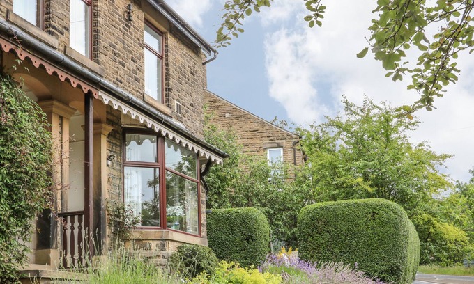Hayfield Cottage | OAK DENE, family friendly, character holiday cottage in Hayfield