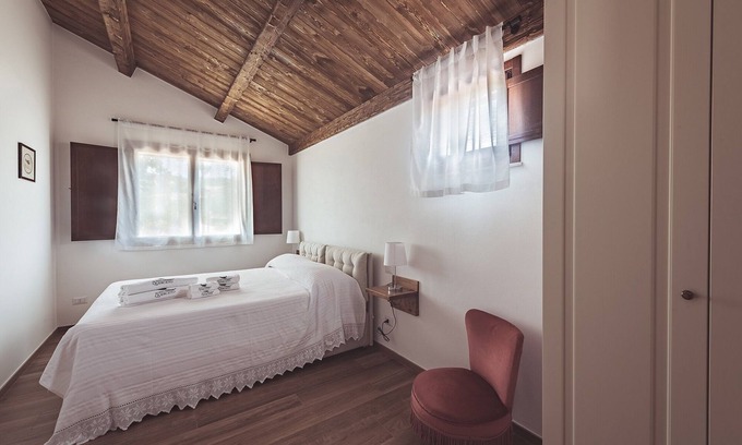 Nerbisci Other | OAK FARMHOUSE - POPLAR APARTMENT