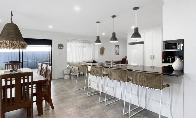 Oak Flats House | Oak Flats Escape - Pet Friendly