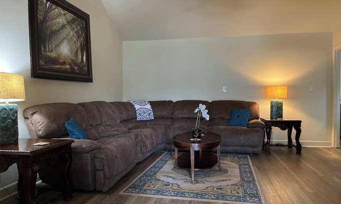 Malbis House | Oak Haven!n